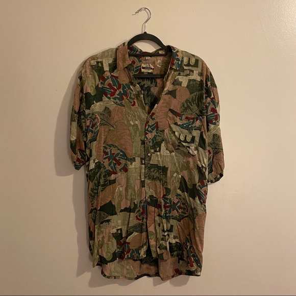 Vintage patterned silk T shirt button down - Picture 3 of 5